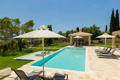 The Red Rose Apartment in Corfu, Greece