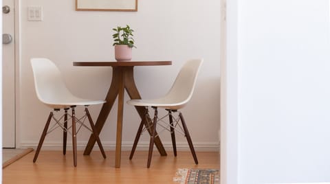 Glass & Gold House in Echo Park