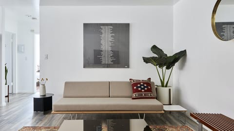 Scandi Colocasia Apartment in Echo Park