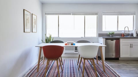 Scandi Colocasia Apartment in Echo Park