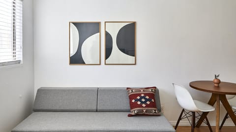 Full Circle Apartment in Echo Park