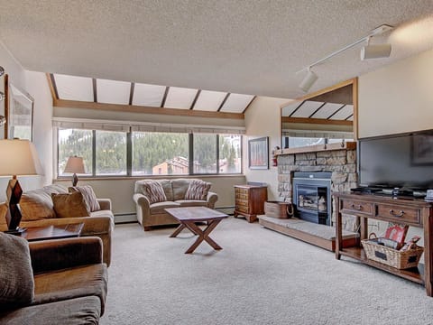 Spacious, Comfortable Retreat at Copper Mountain - VS549 Apartment in Copper Mountain