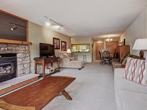 Spacious, Comfortable Retreat at Copper Mountain - VS549 Apartment in Copper Mountain