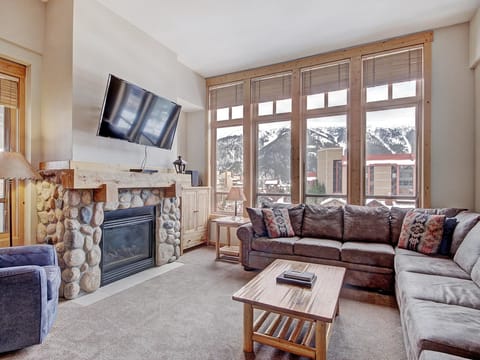 Amazing Condo in Heart of Center Village - TX304 Apartment in Copper Mountain