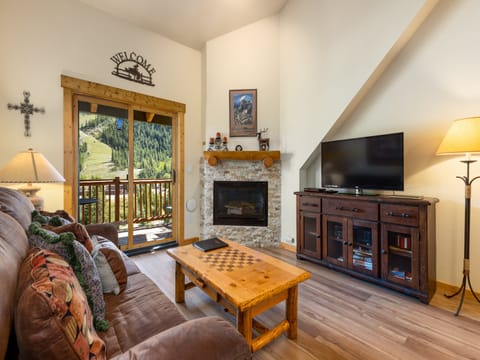 2674 Tenderfoot Lodge - a SkyRun Keystone Property -