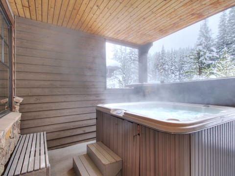 Mountain Chalet Right Next To The Lift - 39B Townhouse in Copper Mountain