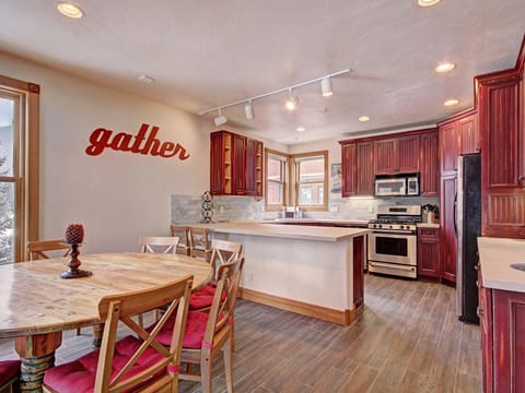 River Run Mill Creek Combo Apartment in Keystone