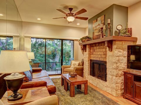 CW C110 River Remedy Apartment in New Braunfels