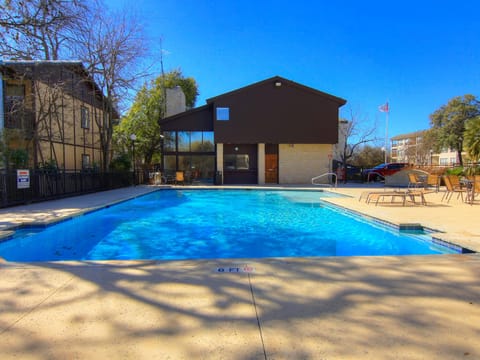 CW C110 River Remedy Apartment in New Braunfels