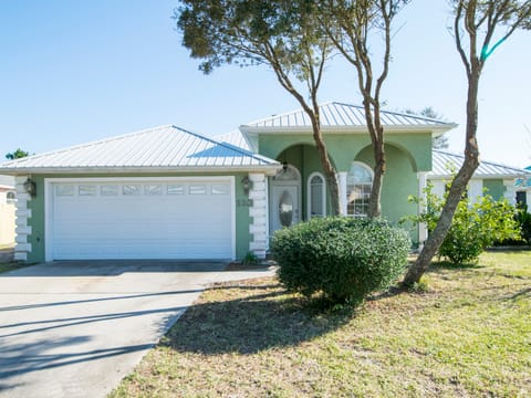 Sea-renity House in Sunnyside