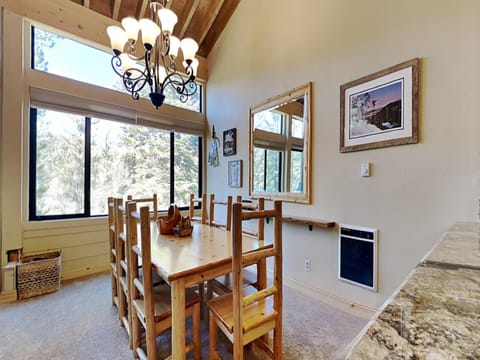 Fully Size Dining for Holiday Meals and Workcations (Although we highly recommend work-free stays)