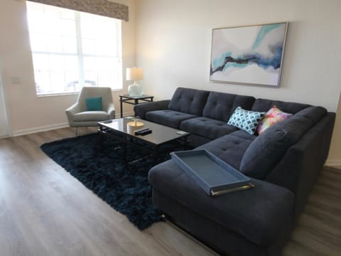 7-305 (Your Vista Cay) Apartment in Highlands Reserve