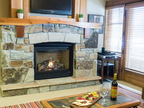 Village Luxury with a View - 1Br/1Ba Premium Condo! Apartment in Northstar Drive