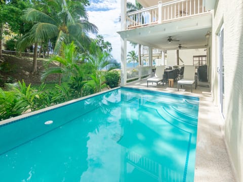 You can also enjoy the private pool