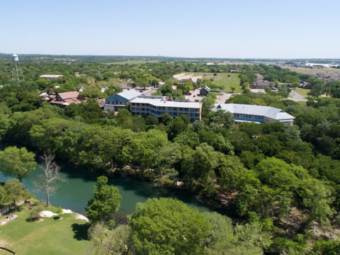 VG 306 Rio Hacienda Apartment in Gruene
