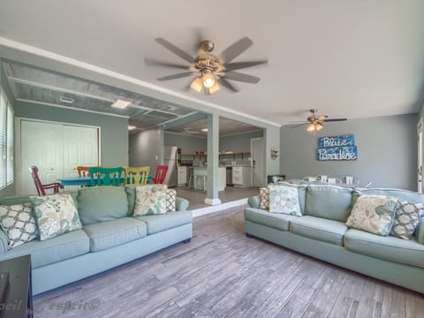 RR 8554 Blue Paradise House in Canyon Lake