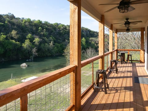 RR 7252 Southern Comfort House in Canyon Lake