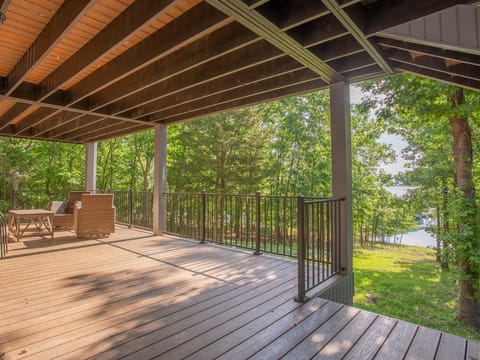 P-HAPPY -Happy Hideaway House in Ridgedale