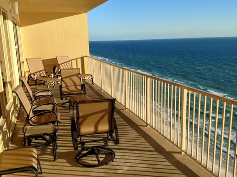 Gulf Front Condo with Ocean Views Balcony - 2004 Apartment in Upper Grand Lagoon