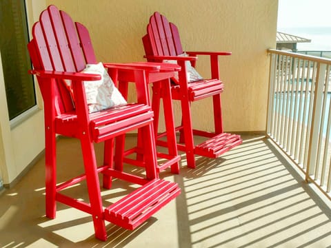 Astonishing Oceanfront Condo with Oversized Balcony to Enjoy Amazing Gulf View - Unit 0204 Apartment in Upper Grand Lagoon