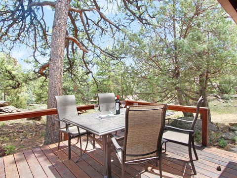 Blue Jay Bungalow -- 20-NCD0280 - a SkyRun RMNP Property - Blue Jay Bungalow - Welcome! To this beautiful mountain cabin.