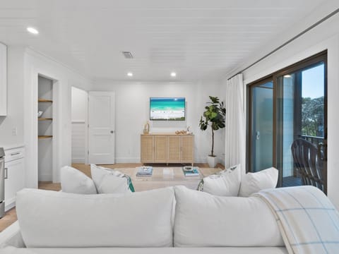 Inlet Dunes 205- Salt & Light | Main Living Area