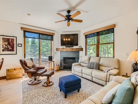 Highland Greens Spruce - a SkyRun Breckenridge Property -