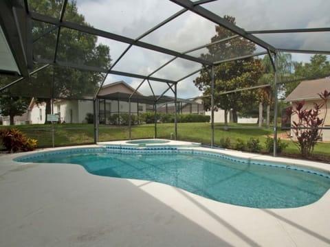 4 BR / 3 BA orlando vacation pool home in Clermont, BBQ Grill, Free Wifi!! House in Four Corners