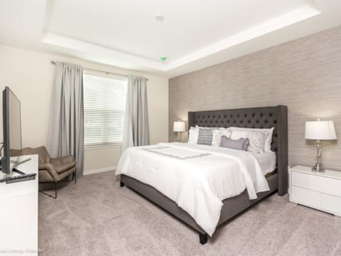 Mickey Mouse Fun Spot With Pool, Spa and Game Room Villa in Bay Lake