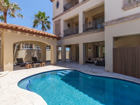 4616 Gulf (North) House in South Padre Island