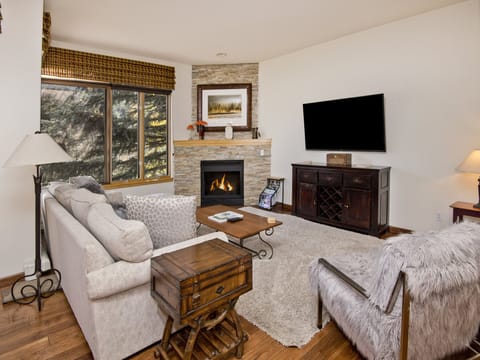 1230-LionsRdgLoop-2D_33