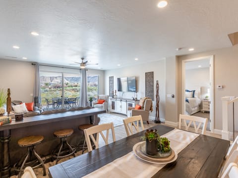 Grand View Getaway Villa in St George