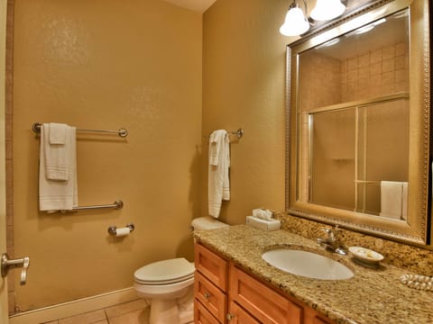 Unit 411B 1BD/ 1BA Efficiency condo Apartment in Wisconsin