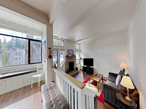 Plenty of Comfy Corners for Reconnecting with Family and Friends