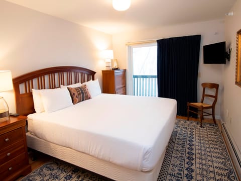 Modern & Updated Winterplace 3Br- Sleeps 12 Apartment in Vermont