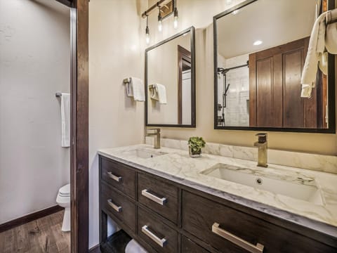 Bathroom - Main Street Junction 29 - Breckenridge Vacation Rental