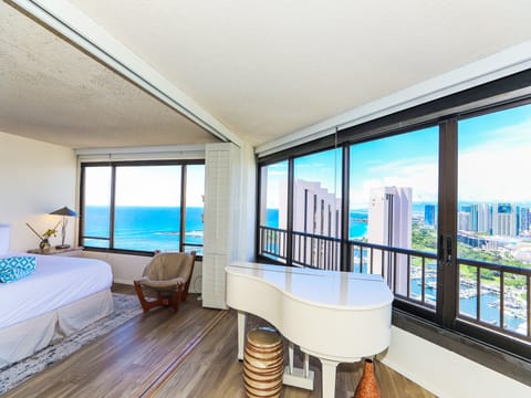 Imagine tickling the ivories with this view!