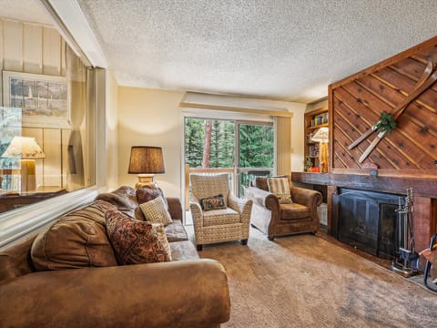 Living Room - Powder Ridge 108 - Breckenridge Vacation Rental