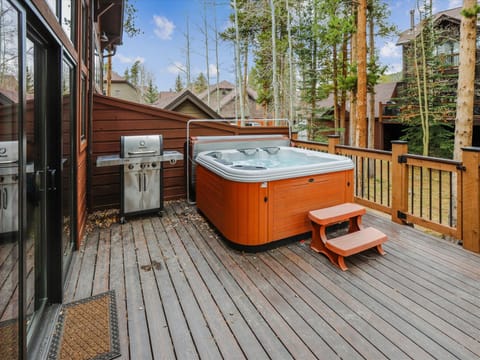 Hot Tub, Village Point 109, Breckenridge Vacation Rental