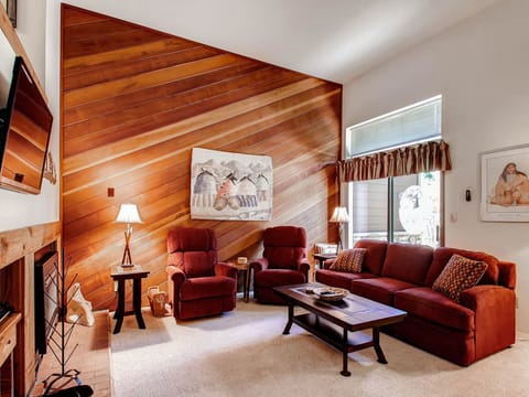 Living Room, Winterpoint 22, Breckenridge Vacation Rental