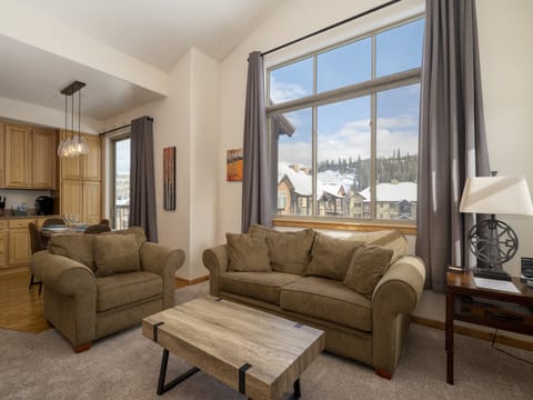 Trailhead Lodge 831 - a SkyRun Winter Park Property -