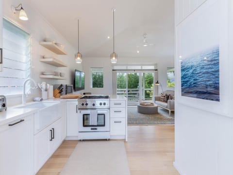 Kitchen & Living Room