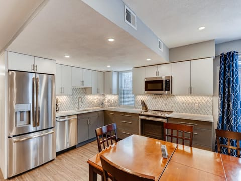 MS272 Kitchen