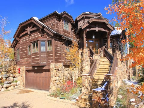 Exterior - Ski Bridge Lodge - Breckenridge Vacation Rental