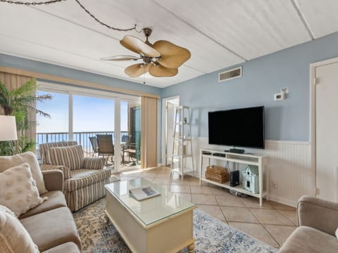 Living Room and Balcony with Ocean View