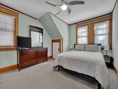 Large bedroom to relax and recharge