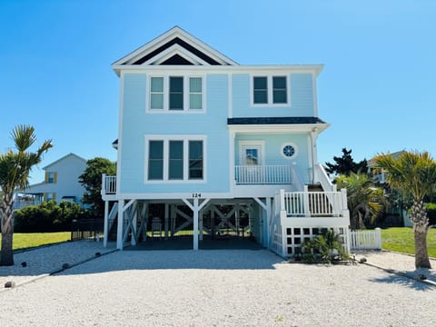 Front Exterior (2)