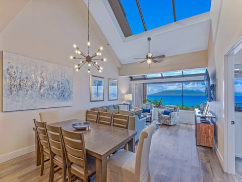 absolutely stunning ocean front luxury penthouse