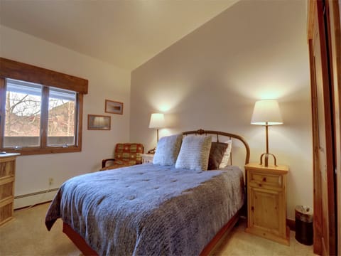 CV210A Copper Valley Hotel Room