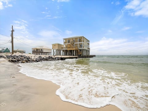Shamrock Shores Dauphin Island Vacation Home
